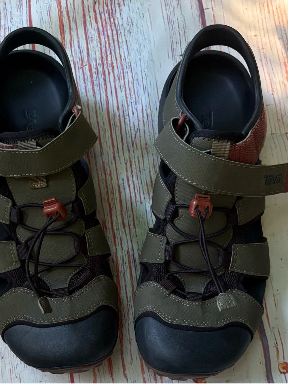 Teva Men’s Flintwood. Size 11. New without box.